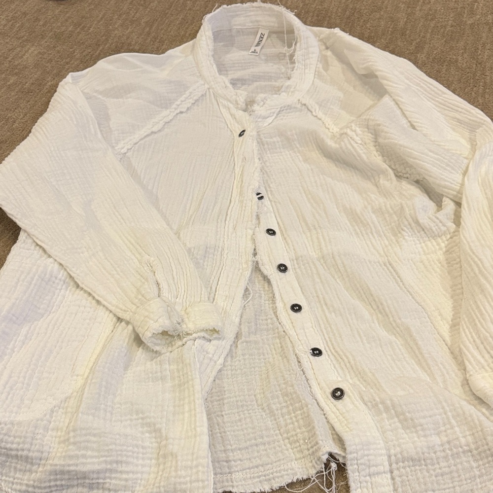 Zenana Outfitters Cream Textured Top - Picture 1 of 5